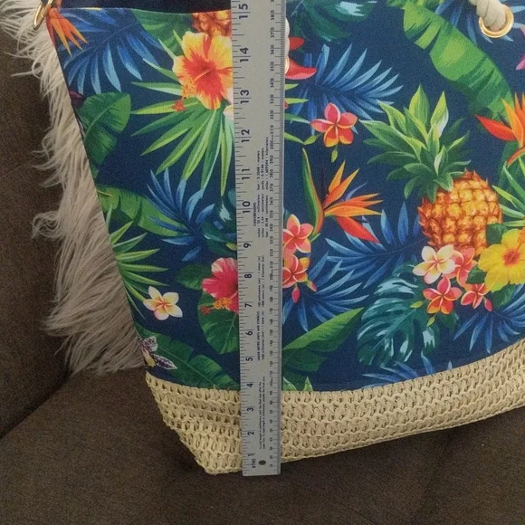 Cee Klein tropical tote - Picture 7 of 17